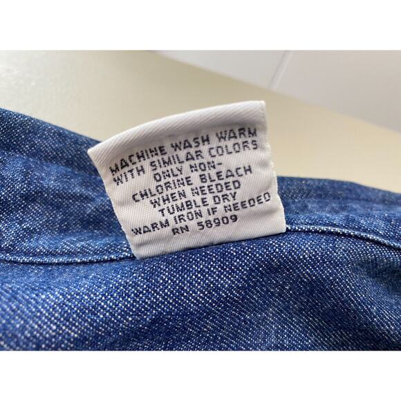 Christmas Shirt Womens Large Denim Button Up Top Embroidered Westbound w/Brooch - Picture 11 of 12